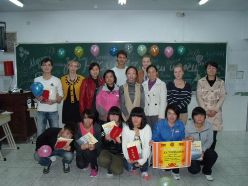 求一首赞扬大学校庆的诗歌,滨海学院。跪求!急