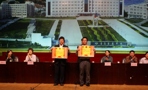 青岛滨海学院考研就业怎么样？考研四载 <wbr><wbr>我校连续创佳绩 <wbr><wbr>实现考研、就业双丰收