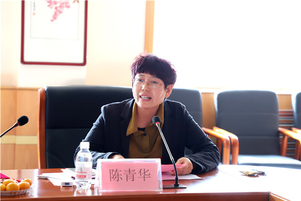 董事长,党委书记,校长韩方希,副校长孙瑛,校友工作办公室主任陈青华