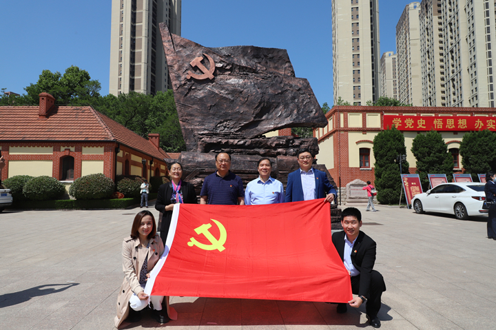 怎么当上大学党委书记 6375782227582610474096463.jpg